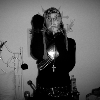 Taitelijakuva: Valtteri Toivanen