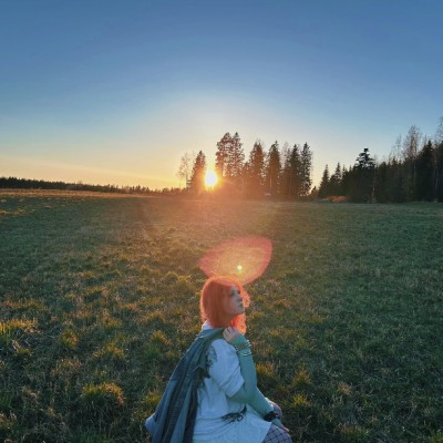 Taitelijakuva: Esmeralda Klippi